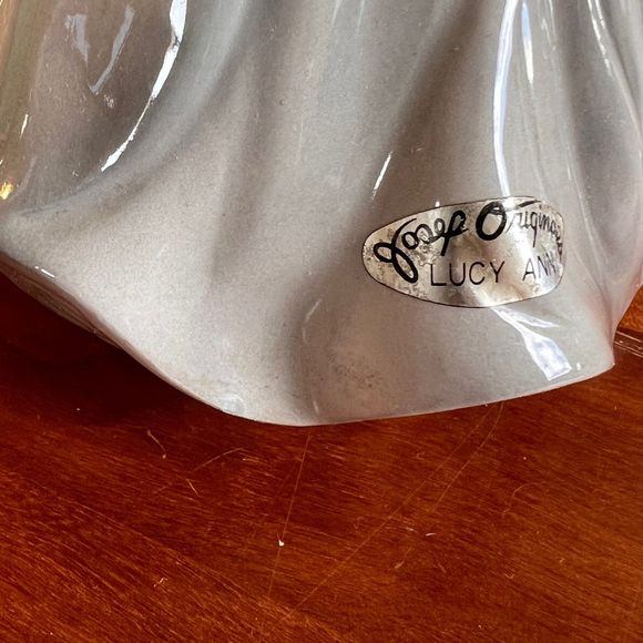 1980s Josef Originals "LUCY ANN" Southern Bell, Vintage 1980s Figurine - Picture 7 of 9